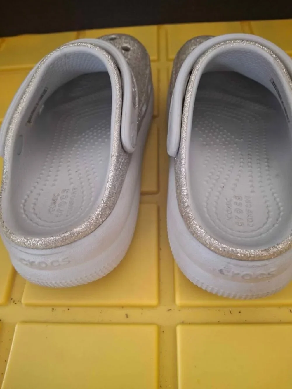 Kids Crocs Silver Glitter Clogs With Strap Size 12 * SH1